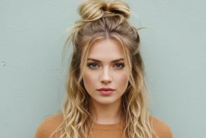 Half Bun: Universally Loved As A Style Craze